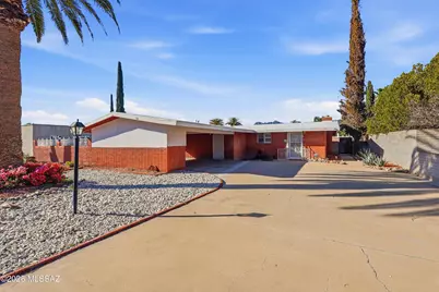 8925 E Bellevue Street, Tucson, AZ 85715 - Photo 1
