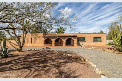 1460 W Sage Street, Tucson, AZ 85704 - Photo 1