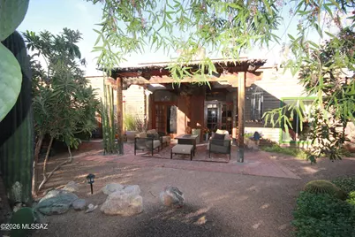 5092 E Fort Lowell Road, Tucson, AZ 85712 - Photo 1