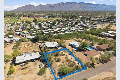 1641 E Allen Road, Tucson, AZ 85719 - Photo 1
