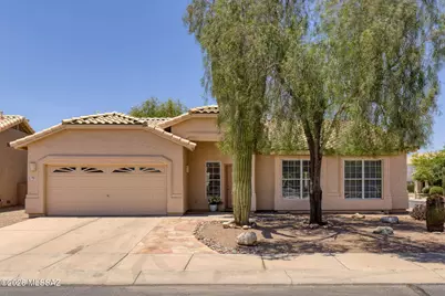 9025 N Clover Way, Tucson, AZ 85743 - Photo 1