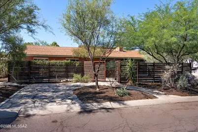 2002 E Monte Vista Drive, Tucson, AZ 85719 - Photo 1