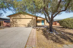 7889 S Solomon Ave, Tucson, AZ 85747 - Photo 1