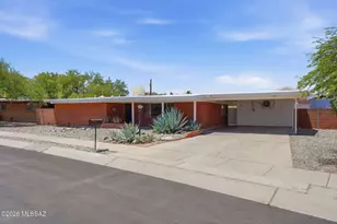 8812 E Mcclellan St, Tucson, AZ 85710 - Photo 1