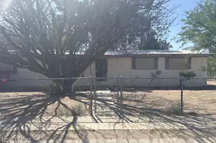 5600 S Oriole Ave, Tucson, AZ 85746 - Photo 1