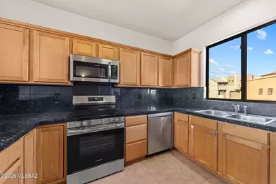 97 S Crown Plaza, Vail, AZ 85641 - Photo 1