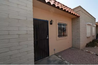 731 S Pantano Parkway, Tucson, AZ 85710 - Photo 1