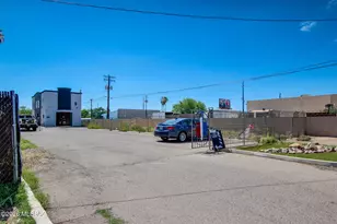 3232 N Stone Ave, Tucson, AZ 85705 - Photo 1