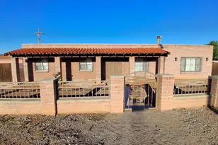 2650 W Aurora Dr, Tucson, AZ 85746 - Photo 1