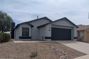 7835 S Lennox Ln, Tucson, AZ 85747 - Photo 1