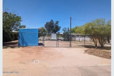 2703 E Grant Road #11, Tucson, AZ 85716 - Photo 1