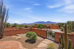 1655 W Calle Zuniga, Green Valley, AZ 85622 - Photo 1