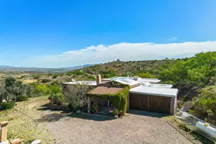 1750 N Aurora Dr, Nogales, AZ 85621 - Photo 1