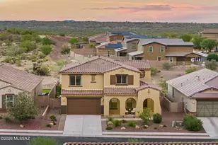 1121 E Silver Ray Dr, Oro Valley, AZ 85737 - Photo 1