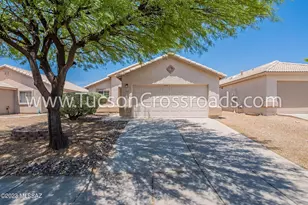 4504 W Sun Quest St, Tucson, AZ 85741 - Photo 1