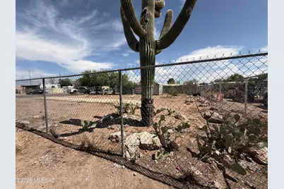 6000 S Holly Drive, Tucson, AZ 85706 - Photo 1