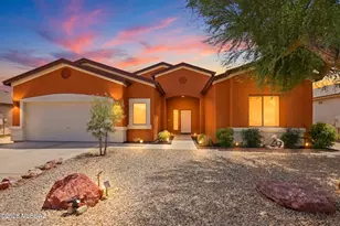 6731 S Camino Catalan, Tucson, AZ 85757 - Photo 1