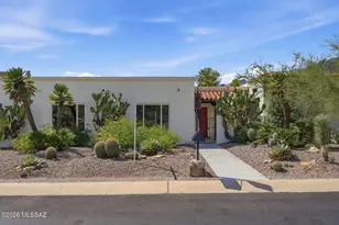 5822 N Camino Esplendora, Tucson, AZ 85718 - Photo 1