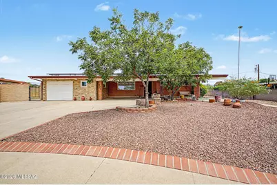 1601 S Prudence Road, Tucson, AZ 85710 - Photo 1