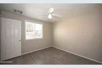 810 E Linden Street, Tucson, AZ 85719 - Photo 1