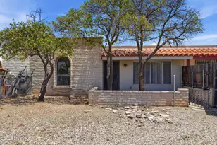 1831 W Dominy Rd, Tucson, AZ 85713 - Photo 1