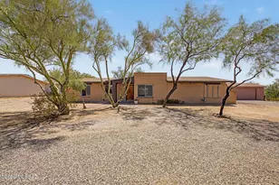 875 W Calle Dadivoso, Tucson, AZ 85704 - Photo 1