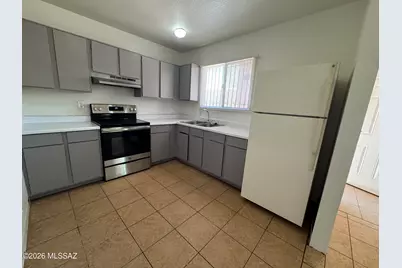 3313 E Blacklidge Drive, Tucson, AZ 85716 - Photo 1