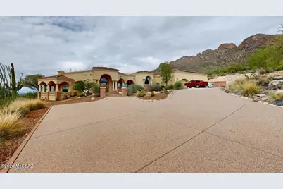 8850 N Glenhurst Place, Tucson, AZ 85704 - Photo 1