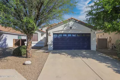 10457 E Oakbrook Street, Tucson, AZ 85747 - Photo 1