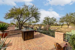 2703 E Glen Canyon Rd, Green Valley, AZ 85614 - Photo 1
