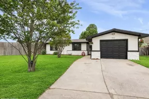824 Jeremy Ln, Panama City, FL 32405 - Photo 1