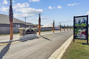 7601 Hatteras Dr, Navarre, FL 32566 - Photo 9