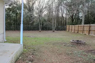 305 Ashley Dr, Crestview, FL 32536 - Photo 15