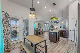 6368 Arbor Ln, Gulf Breeze, FL 32563 - Photo 17