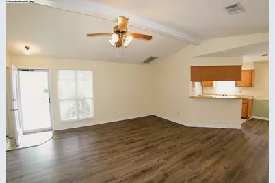 155 Meadowbrook Court, Niceville, FL 32578 - Photo 3