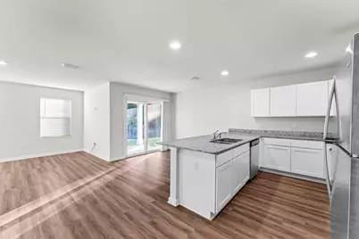 698 Whispering Creek Avenue, Freeport, FL 32439 - Photo 13