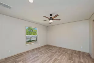 316 E Lafavre Ln, Defuniak Springs, FL 32433 - Photo 31
