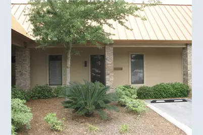 6 11th Street #101, Shalimar, FL 32579 - Photo 1