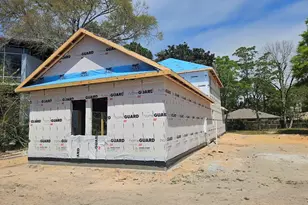 28 A Meigs Dr, Shalimar, FL 32579 - Photo 3