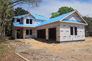 28 A Meigs Dr, Shalimar, FL 32579 - Photo 1