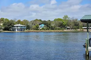 28 A Meigs Dr, Shalimar, FL 32579 - Photo 85
