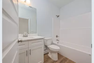 742 E Chestnut Avenue, Crestview, FL 32539 - Photo 15