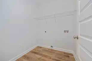 742 E Chestnut Ave, Crestview, FL 32539 - Photo 27