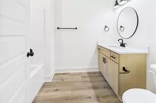 19 B Bayview Dr, Shalimar, FL 32579 - Photo 39