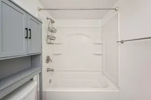 308 SW Miracle Strip Pkwy, Fort Walton Beach, FL 32548 - Photo 15