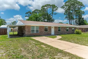 1416 S Palm Blvd, Niceville, FL 32578 - Photo 1