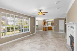 1184 N Bayshore Dr, Valparaiso, FL 32580 - Photo 9