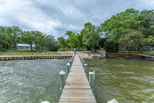 1568 Phyllis Ct, Gulf Breeze, FL 32563 - Photo 47