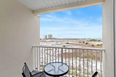 8436 Gulf Boulevard #UNIT 422, Navarre, FL 32566 - Photo 9