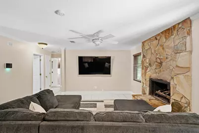 417 NW Sherry Circle, Fort Walton Beach, FL 32548 - Photo 9